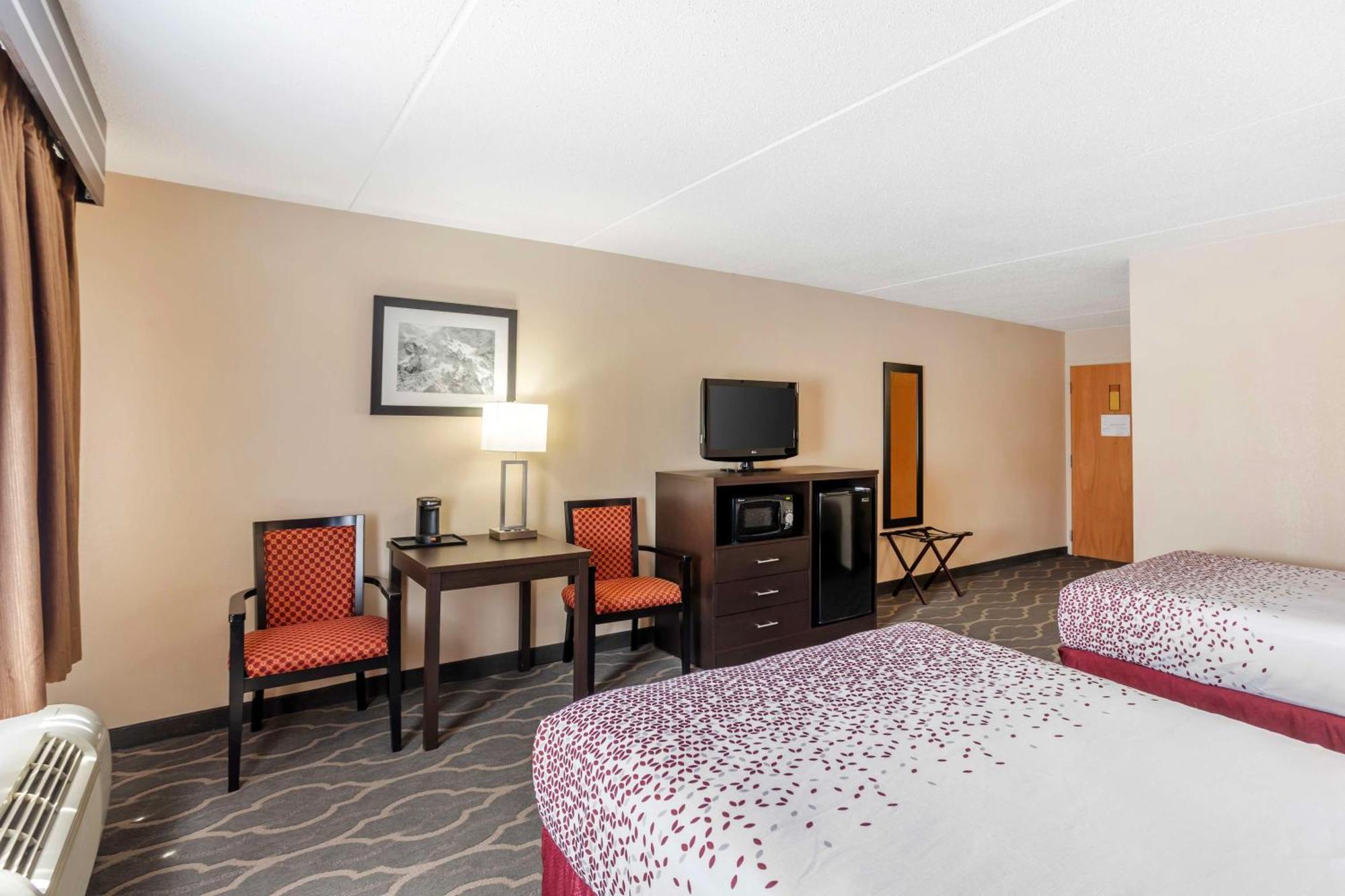 Best Western Inn At Blakeslee-Pocono Zewnętrze zdjęcie